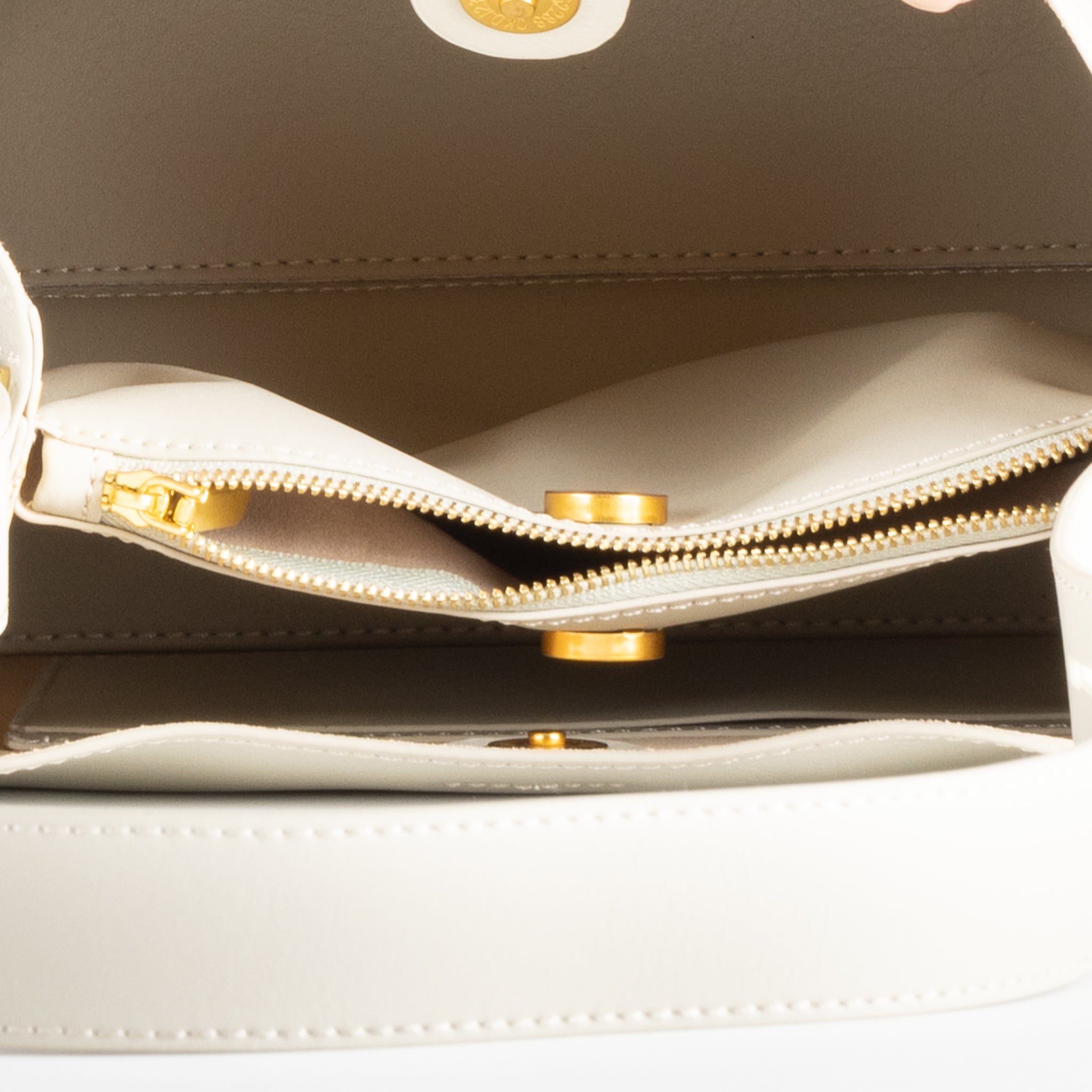 Felicia Cross-Body Taske 26 - Creme