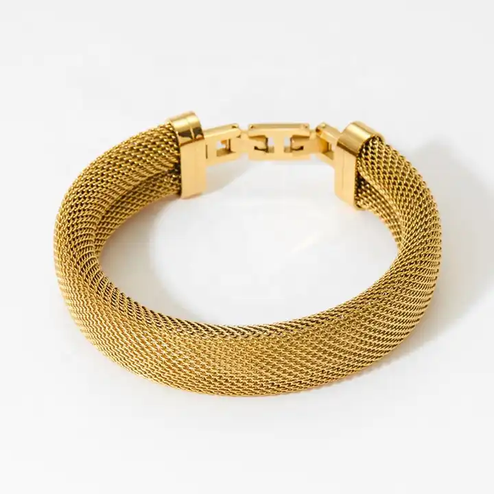 Maeva Bangle