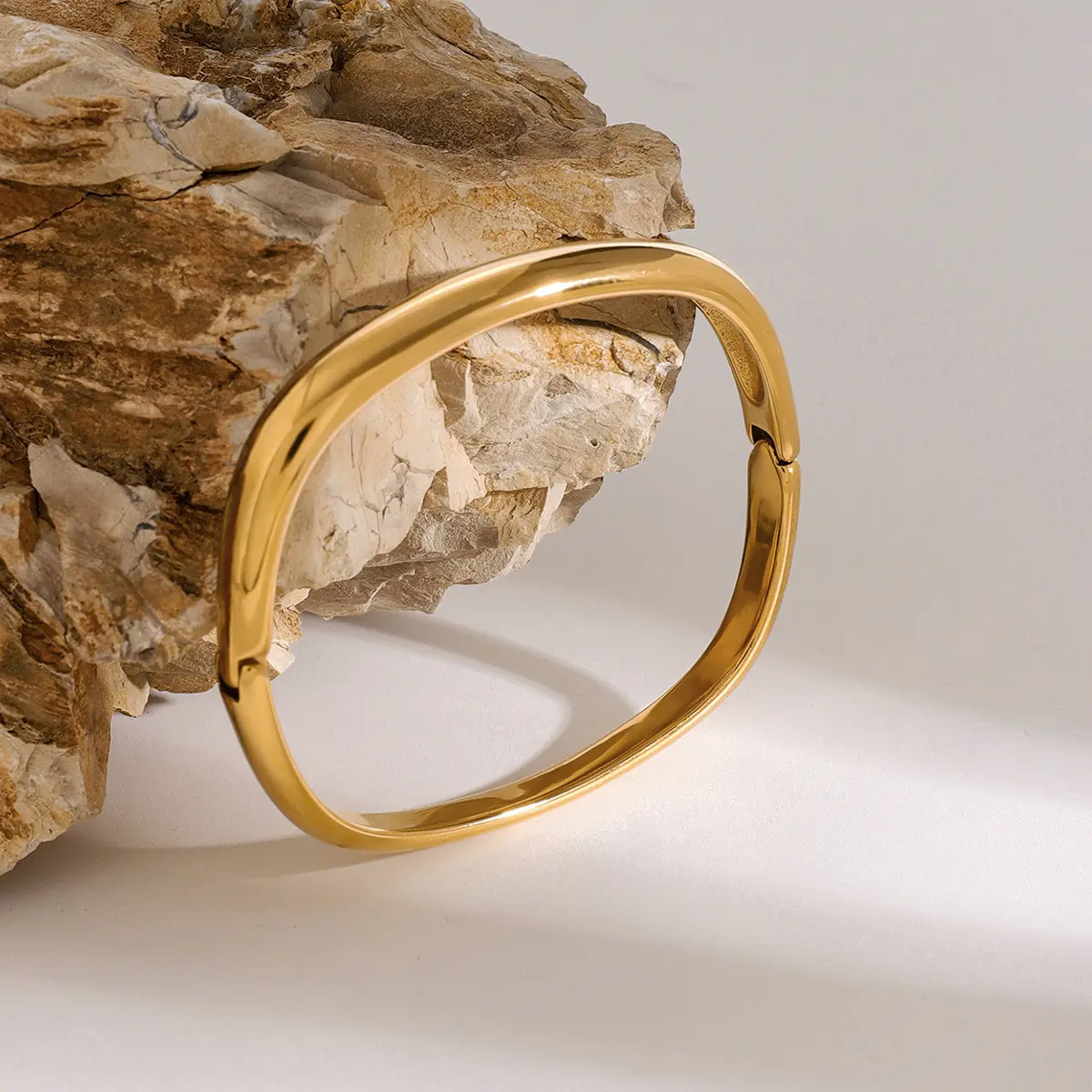 Rita Bangle
