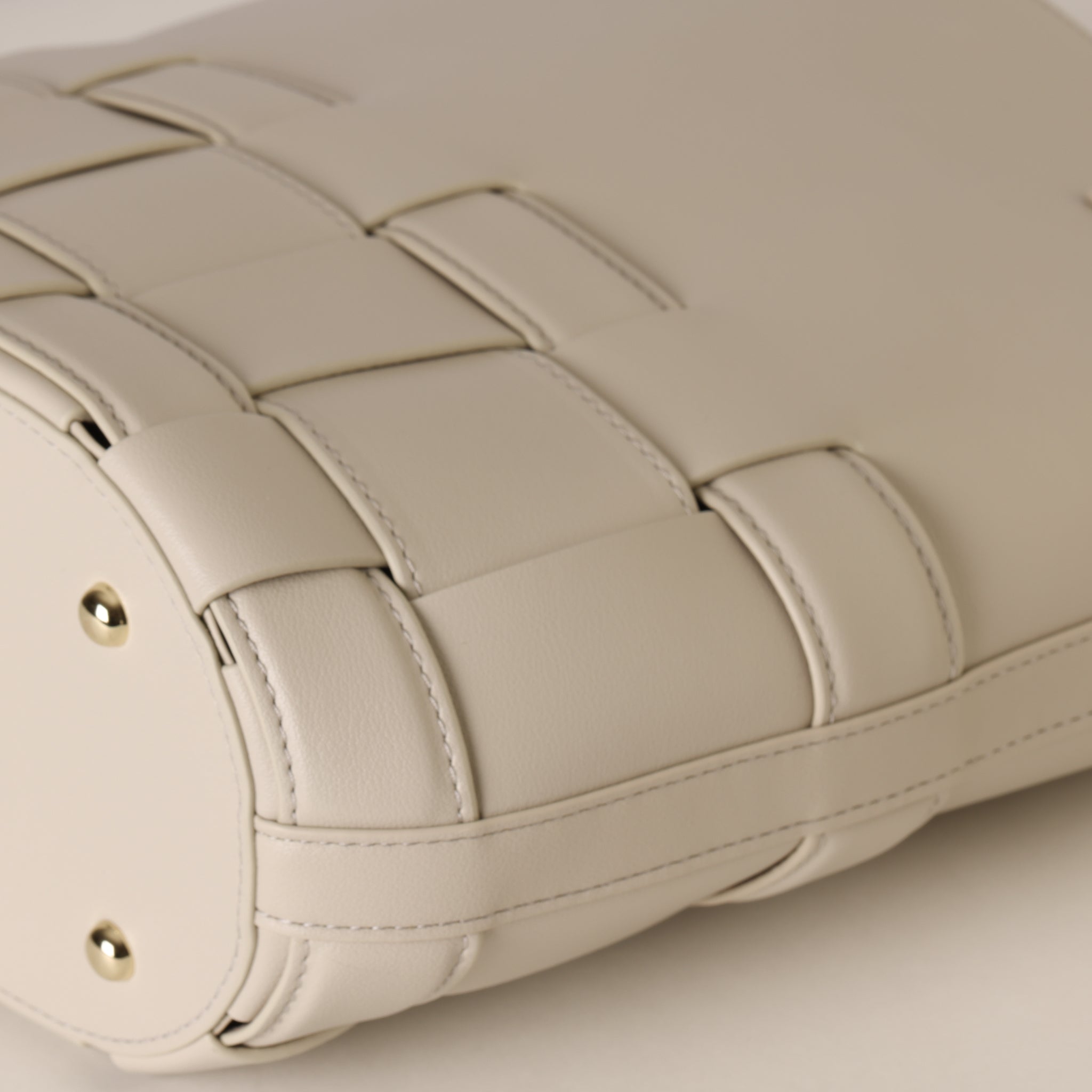 Elise Shoulder bag 28 - Cream