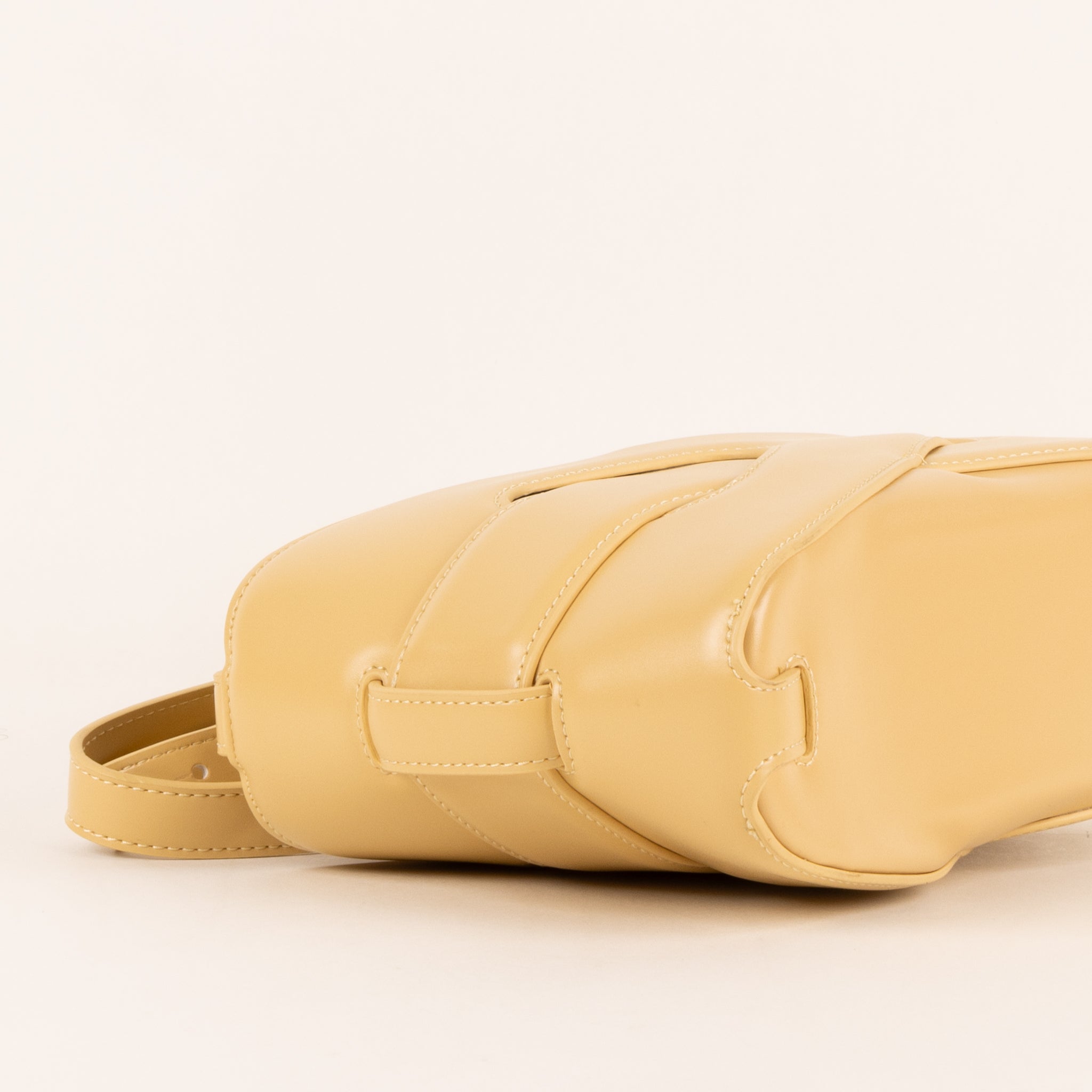 Sabine Leather Shoulder bag 20 - Crème