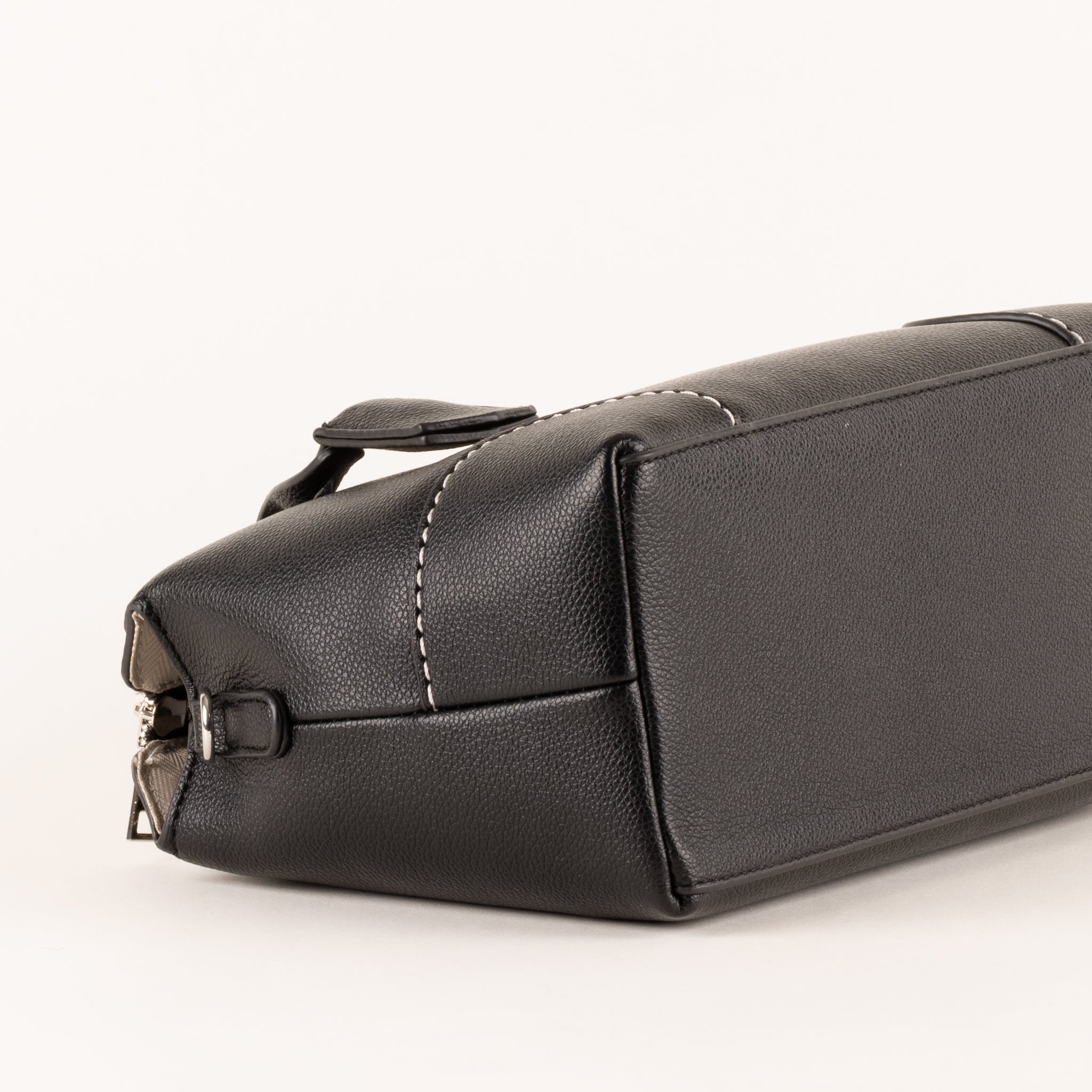 Brecon Handäska 30 - Black