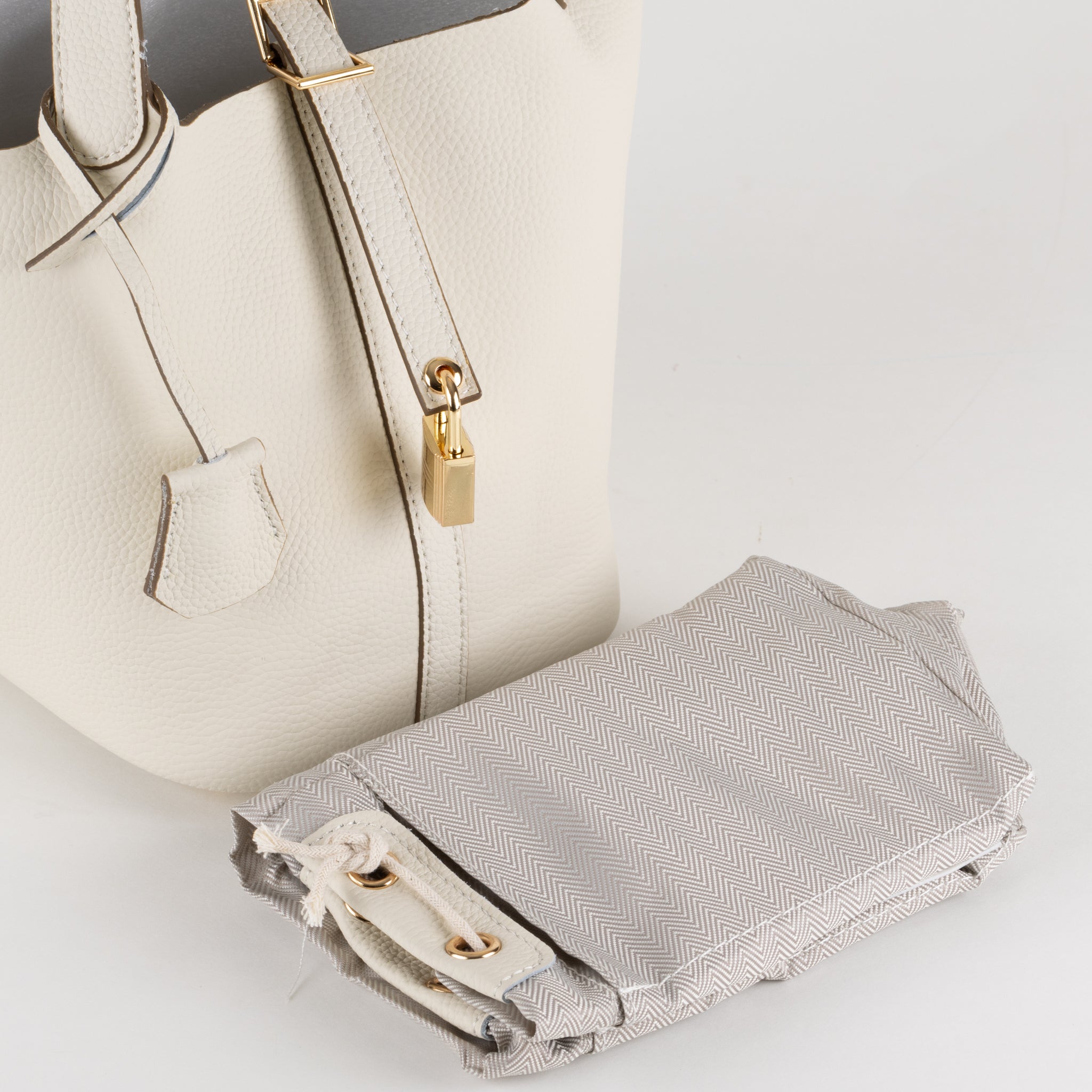 Lucie Läder Handväska 18 - Beige
