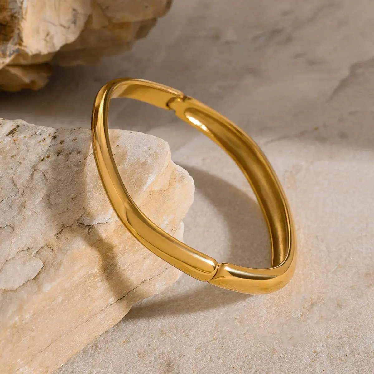 Rita Bangle