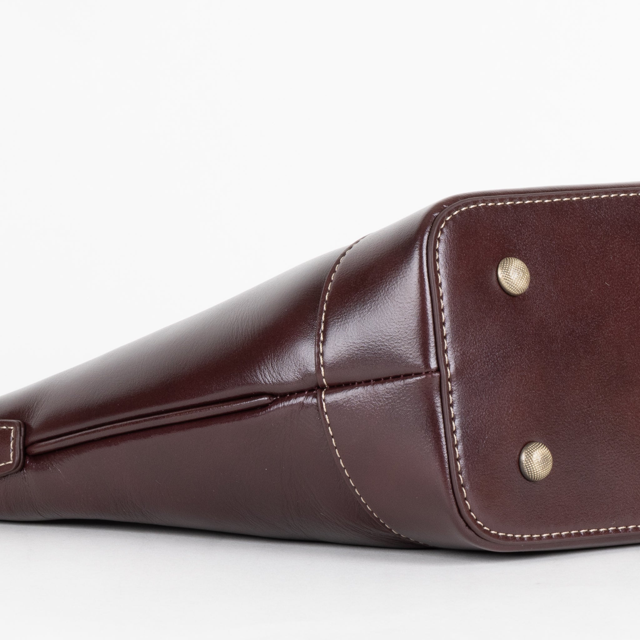 Sabine Leather Shoulder Bag 20 - Brown