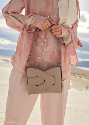 Sabine Leather Shoulder bag 20 - Crème